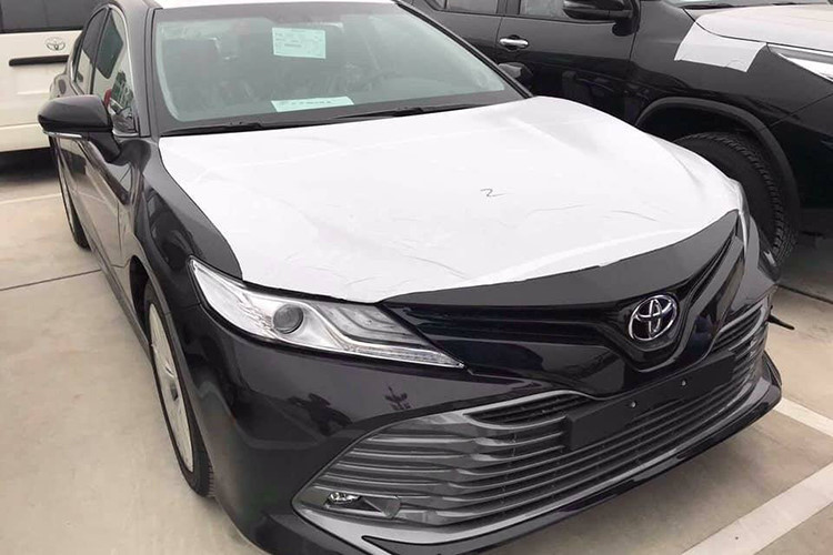 Cận cảnh mẫu Toyota Camry 2019 thế hệ mới sắp mở bán tại Việt Nam a19