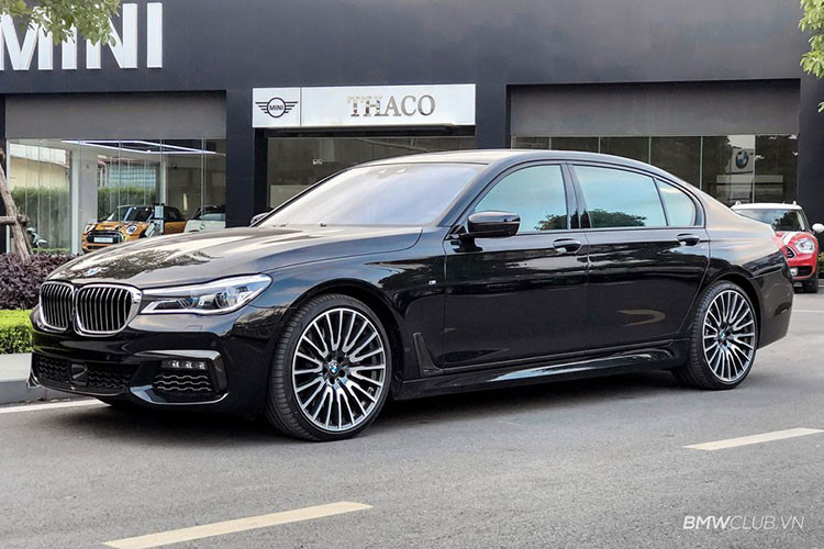 Khám phá chiếc "Boeing mặt đất" BMW 750Li trị giá hơn 10 tỷ tại Việt Nam a13