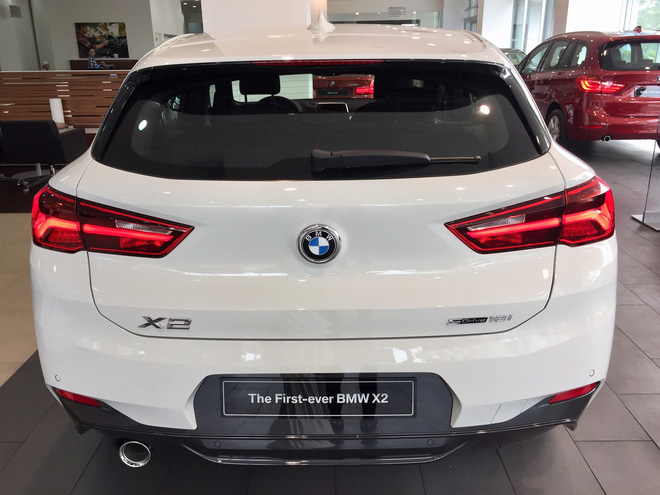 BMW X2 sDrive18i giá dưới 2 tỷ - Phiên bản mới bổ sung cho thị trường Việt a3