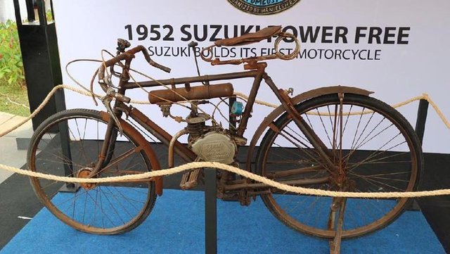Một trong những mẫu xe đời đầu của hãng Suzuki