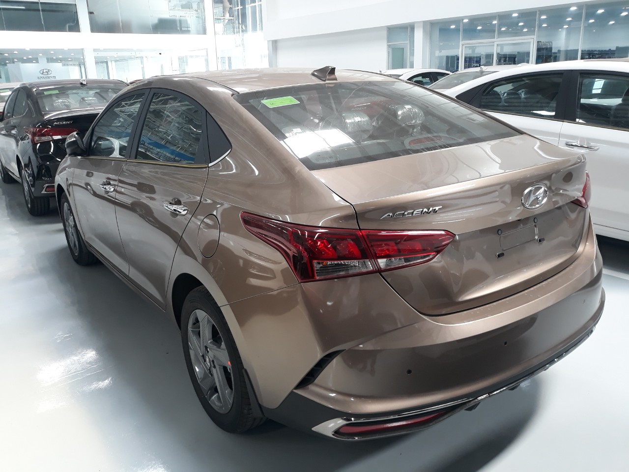 Bán Hyundai Accent 1.4 tự động + giá ưu đãi khủng cho HCM + tặng bảo hiểm vật chất
