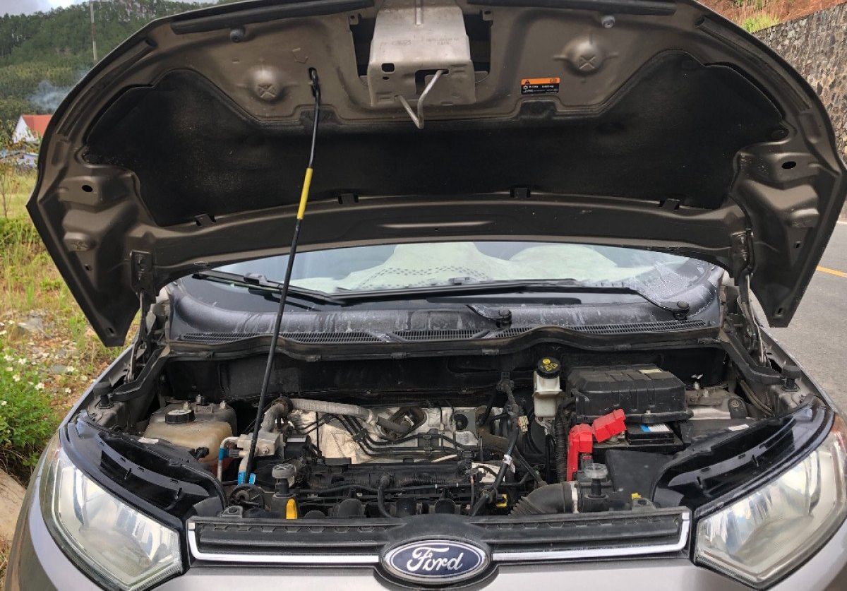 Bán Ford EcoSport Titanium 1.5L AT năm sản xuất 2017, màu xám còn mới, 435tr