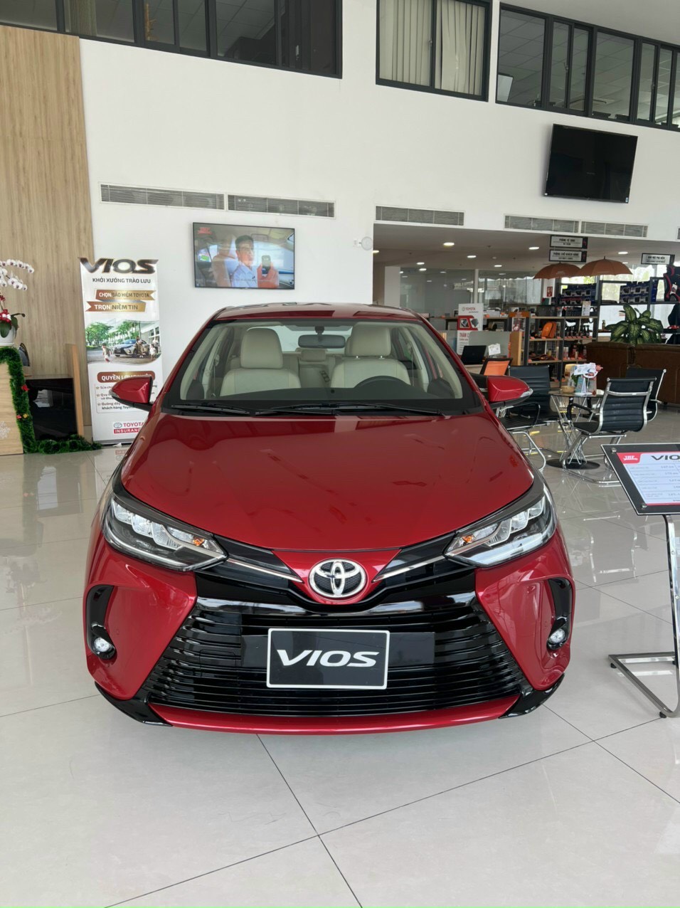 Cần bán xe Toyota Vios G đời 2021, màu đỏ, 581 triệu