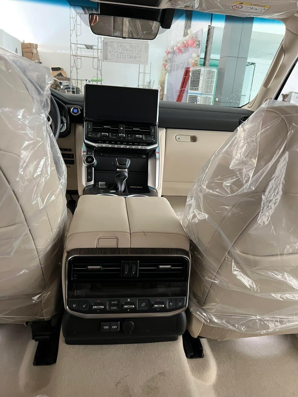 Bán Toyota Land Cruiser 3.5 Turbo sản xuất 2022, xe giao tháng 5/2022