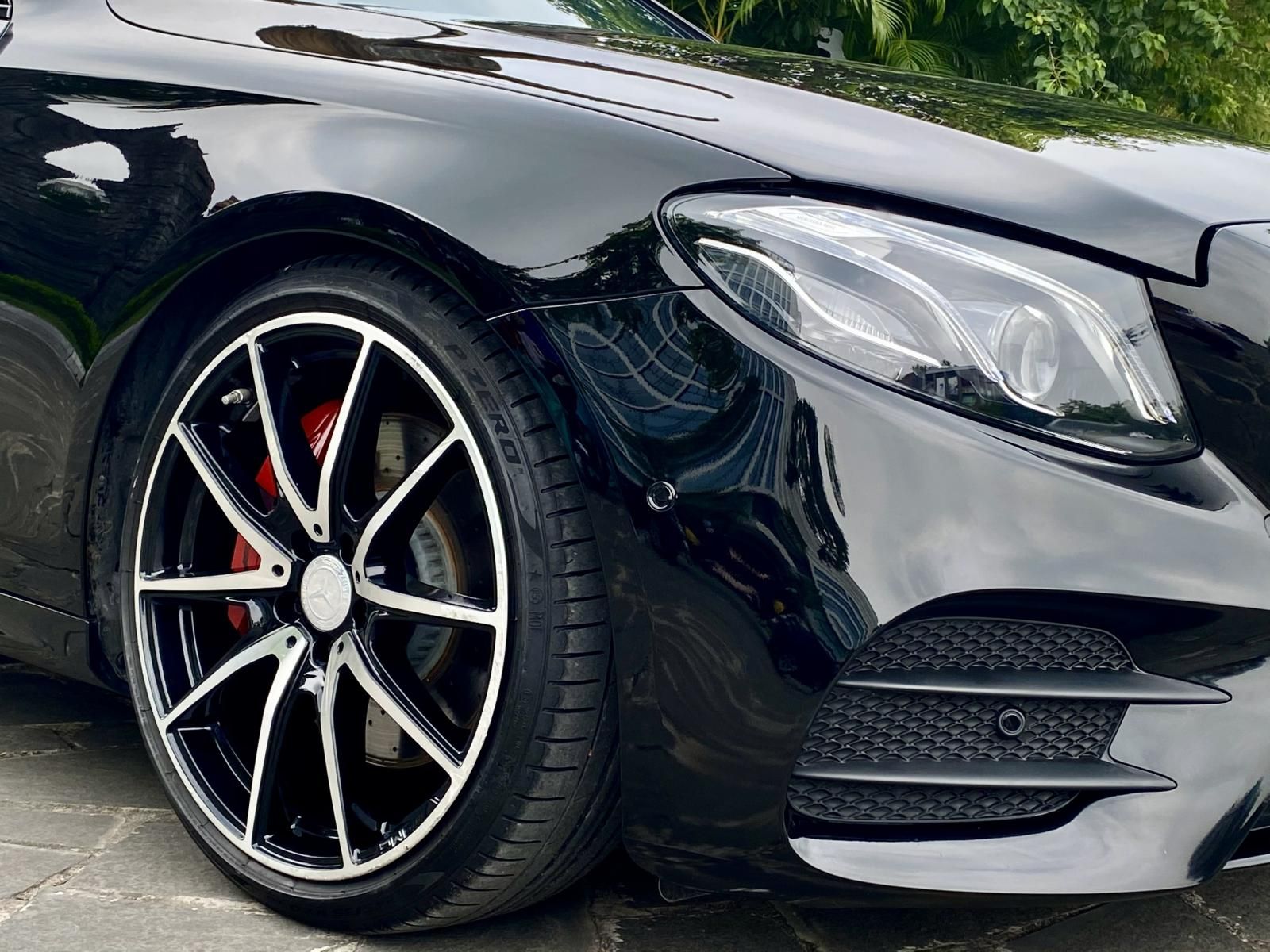Mercedes-Benz 2019 - Màu đen siêu mới