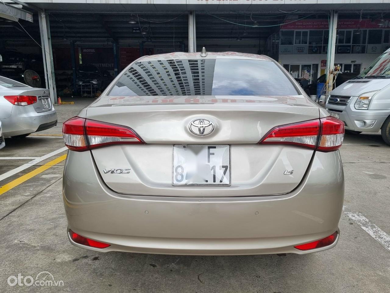 Toyota Vios 2019 - biển 30F, hỗ trợ ngân hàng 80%, tư nhân 1 chủ mới chạy 2v