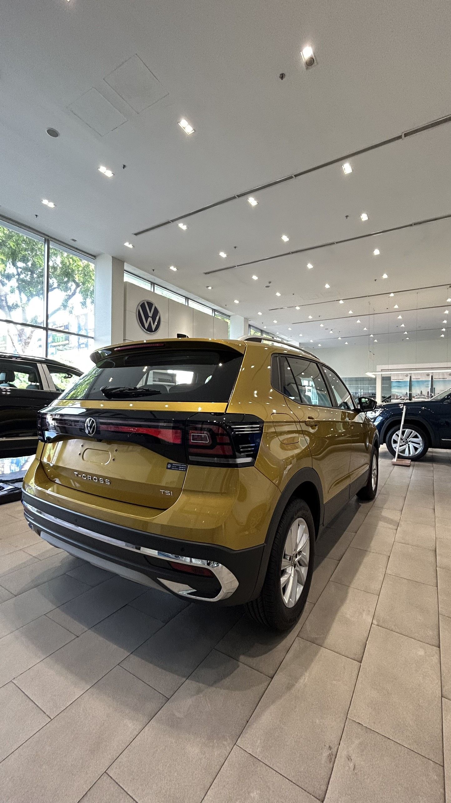Volkswagen T-Cross 2023 - Bán Volkswagen T-Cross vàng mới 2023 100%