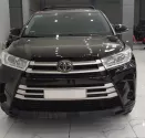 Toyota Highlander 2017 - Cần bán lại xe Toyota Highlander đời 2017 đăng ký lần đầu 2019, màu đen, xe nhập Mỹ giá 1 tỷ 330 tr tại Hà Nội