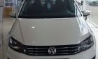 Volkswagen Polo 2016 - Xe nhập Đức Volkswagen Polo Sedan đời 2016, màu trắng. Hỗ trợ vay ngân hàng 80%