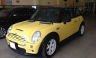 Mini Cooper 2005 - Cần bán Mini Cooper đời 2005, màu vàng, xe nhập