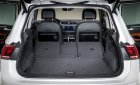Volkswagen Tiguan 2016 - Volkswagen Tiguan 2.0l đời 2016, màu bạc, dòng SUV nhập Đức. Chung khung gầm Audi Q5 - LH 0902608293