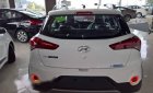 Hyundai i20 Active   2016 - Bán xe Hyundai i20 Active đời 2016, màu trắng