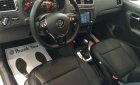 Volkswagen Polo 2016 - cần bán Volkswagen Polo Hatchback 2016 mới 100% nhập chính hãng - đối thủ của Yaris, Focus - Quang Long 0933689294