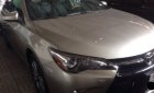 Toyota Camry LE SE 2016 - Cần bán gấp Toyota Camry LE sản xuất 2016, màu vàng, nhập khẩu