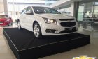 Chevrolet Cruze LTZ 1.8L 2017 - Chevrolet Cruze 1.8 LTZ giảm giá tới 60tr trong tháng, đủ màu, giao xe ngay, hỗ trợ hồ sơ khó toàn quốc
