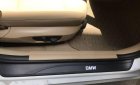 BMW 3 Series  320i  2010 - Bán BMW 3 Series 320i đời 2010, màu trắng số tự động