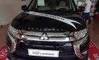 Mitsubishi Stavic 2017 - Bán xe Outlander tại Tam Kỳ, giá ưu đãi đến 90 triệu, LH Quang 0905596067, hỗ trợ vay đến 80 %