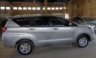 Toyota Innova 2.0E MT 2017 - Cần bán xe Toyota Innova 2.0E MT đời 2017, màu xám, giá chỉ 793 triệu
