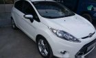 Ford Fiesta 2013 - Bán Ford Fiesta đời 2013, màu trắng đã đi 53.000 km