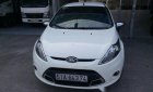 Ford Fiesta 2013 - Bán Ford Fiesta đời 2013, màu trắng đã đi 53.000 km