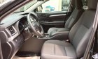 Toyota Highlander LE 2017 - Bán xe Toyota Highlander LE đời 2017, màu đen, xe nhập Mỹ