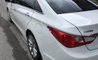 Hyundai Sonata 2.0 AT 2011 - Bán Hyundai Sonata 2.0 AT đời 2011, màu trắng, xe nhập chính chủ