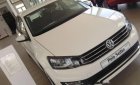 Volkswagen Polo 2016 - Bán ô tô Volkswagen Polo đời 2016, màu trắng 