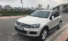 Volkswagen Touareg 2014 - Chính chủ bán Volkswagen Touareg đời 2014, màu trắng, nhập khẩu
