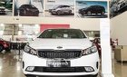 Kia Cerato 1.6AT  2018 - Bán Kia Cerato 1.6AT 2018 bản nâng cấp thể thao. Hỗ trợ trả góp lãi suất thấp, trả trước chỉ từ 140tr đồng