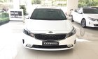 Kia Cerato 1.6 AT 2017 - Bán Kia Cerato 1.6 AT đời 2018 (579tr), màu trắng khuyến mãi ưu đãi 0979 684 924