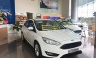 Ford Focus Trend 1.5l Ecoboost  2017 - Bán ô tô Ford Focus Trend 1.5l Ecoboost đời 2017, màu trắng, nhập khẩu
