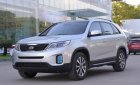 Kia Sorento GATH 2017 - Cần bán Kia Sorento GATH đời 2017, màu bạc, giá chỉ 782 triệu