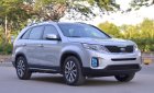 Kia Sorento GATH 2017 - Cần bán Kia Sorento GATH đời 2017, màu bạc, giá chỉ 782 triệu