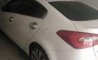 Kia K3   2016 - Bán Kia K3 đời 2016, màu trắng, giá 570tr