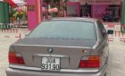 BMW 3 Series 320i 1998 - Cần bán gấp BMW 3 Series 320i đời 1998, màu xám, xe nhập, giá chỉ 123 triệu