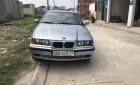 BMW 3 Series  320i  1998 - Bán ô tô BMW 3 Series 320i sản xuất 1998, màu bạc, giá chỉ 115 triệu