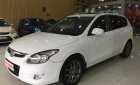 Hyundai i30 CW 1.6 AT 2011 - Cần bán Hyundai i30 CW 1.6 AT sản xuất 2011, màu trắng, nhập khẩu