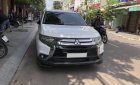 Mitsubishi Outlander 2017 - Bán Mitsubishi Outlander đời 2017, màu trắng xe gia đình