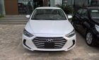 Hyundai Elantra 1.6AT  2018 - Bán gấp Hyundai Elantra 1.6AT tự động, xe gia đình 2018, màu trắng, giá 619 triệu, góp 85%xe. Xe ở Đắk Lắk - Đắk Nông