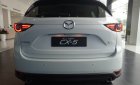 Mazda CX 5 2.5 FWD 2018 - Bán CX-5 2.5 1 cầu màu trắng, có xe giao ngay trong 3 ngày, hỗ trợ vay ngân hàng 90%. Lh 0938 907 088 Toàn Mazda