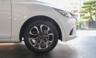 Mazda 2 1.5 2017 - Bán Mazda 2 1.5 màu trắng, giá chỉ 529 triệu, hỗ trợ vay 80% giá trị xe, giao ngay, LH 0938097488