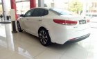 Kia Optima 2.0 ATH 2018 - Cần bán Kia Optima 2.0 ATH sản xuất 2018, màu trắng, giá tốt