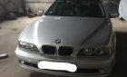BMW 5 Series  525i  2002 - Cần bán gấp BMW 5 Series 525i đời 2002, màu bạc, giá chỉ 239 triệu