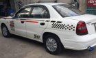 Daewoo Nubira 2002 - Cần bán Daewoo Nubira đời 2002, màu trắng, giá tốt