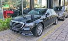 Mercedes-Benz E class E200 2017 - Tập đoàn Mercedes bán xe Mercedes E200 đen đời 2017. Có hỗ trợ trả góp với gói vay ưu đãi chỉ 600 triệu nhận xe