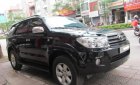 Toyota Fortuner 2.7V 4x4 AT 2011 - Cần bán gấp Toyota Fortuner 2.7V đời 2011, màu đen xe gia đình