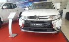 Mitsubishi Outlander   CVT 2018 - Cần bán Mitsubishi Outlander CVT sản xuất 2018, màu trắng