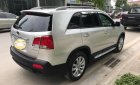 Kia Sorento Limited 2010 - Cần bán lại xe Kia Sorento năm 2010 màu bạc, giá chỉ 650 triệu