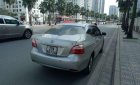 Toyota Vios 2013 - Cần bán gấp Toyota Vios 2013, màu bạc xe gia đình, giá 430tr