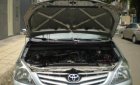 Toyota Innova 2.0G 2010 - Bán Toyota Innova 2.0G năm sản xuất 2010, màu bạc như mới